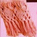 Toalla decorada con corazones de macramé